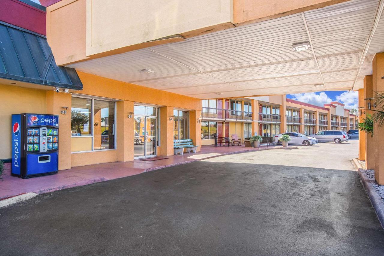 Econo Lodge Choice Hotels I 95 Savannah Gateway 24 Hour Fitness Center On Site Guest Laundry On Site Perkins Restaurant Georgetown Ngoại thất bức ảnh