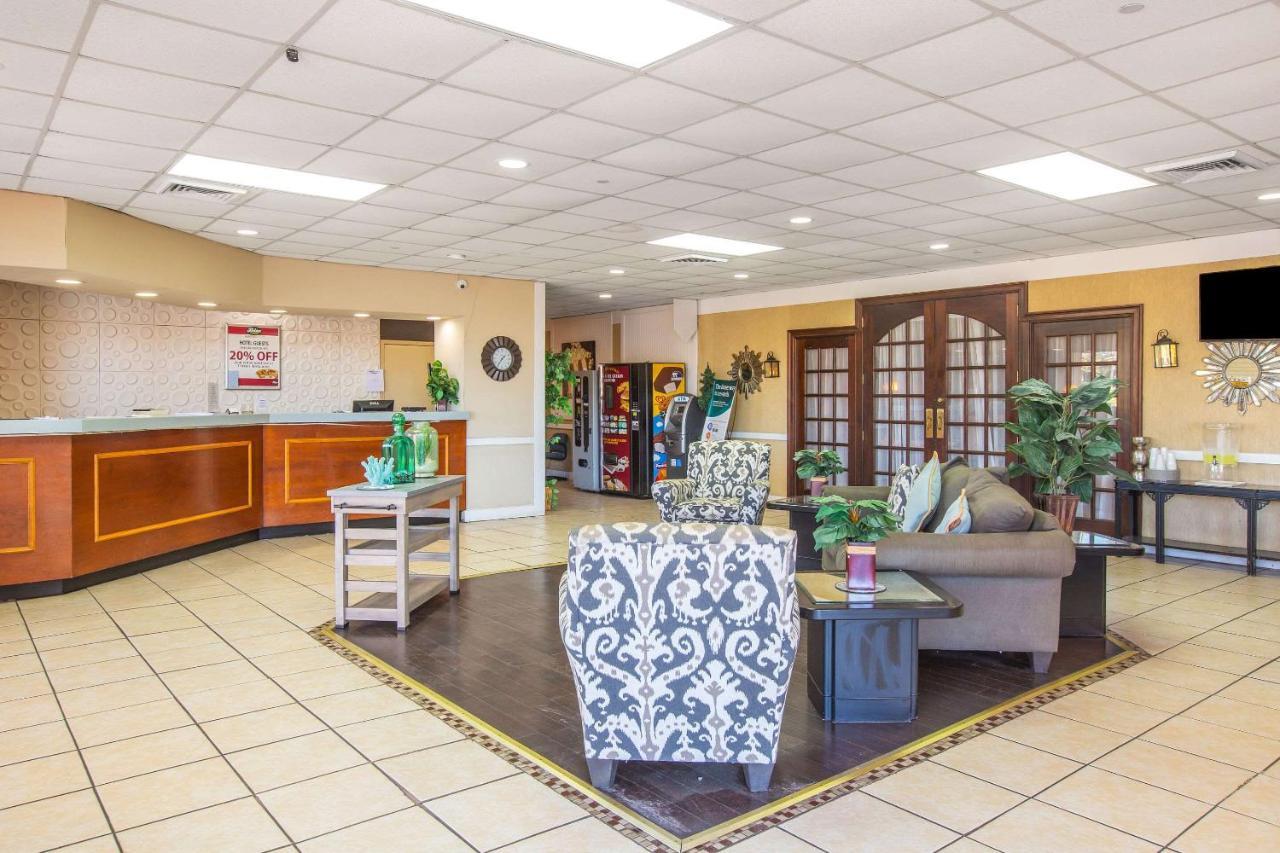 Econo Lodge Choice Hotels I 95 Savannah Gateway 24 Hour Fitness Center On Site Guest Laundry On Site Perkins Restaurant Georgetown Ngoại thất bức ảnh