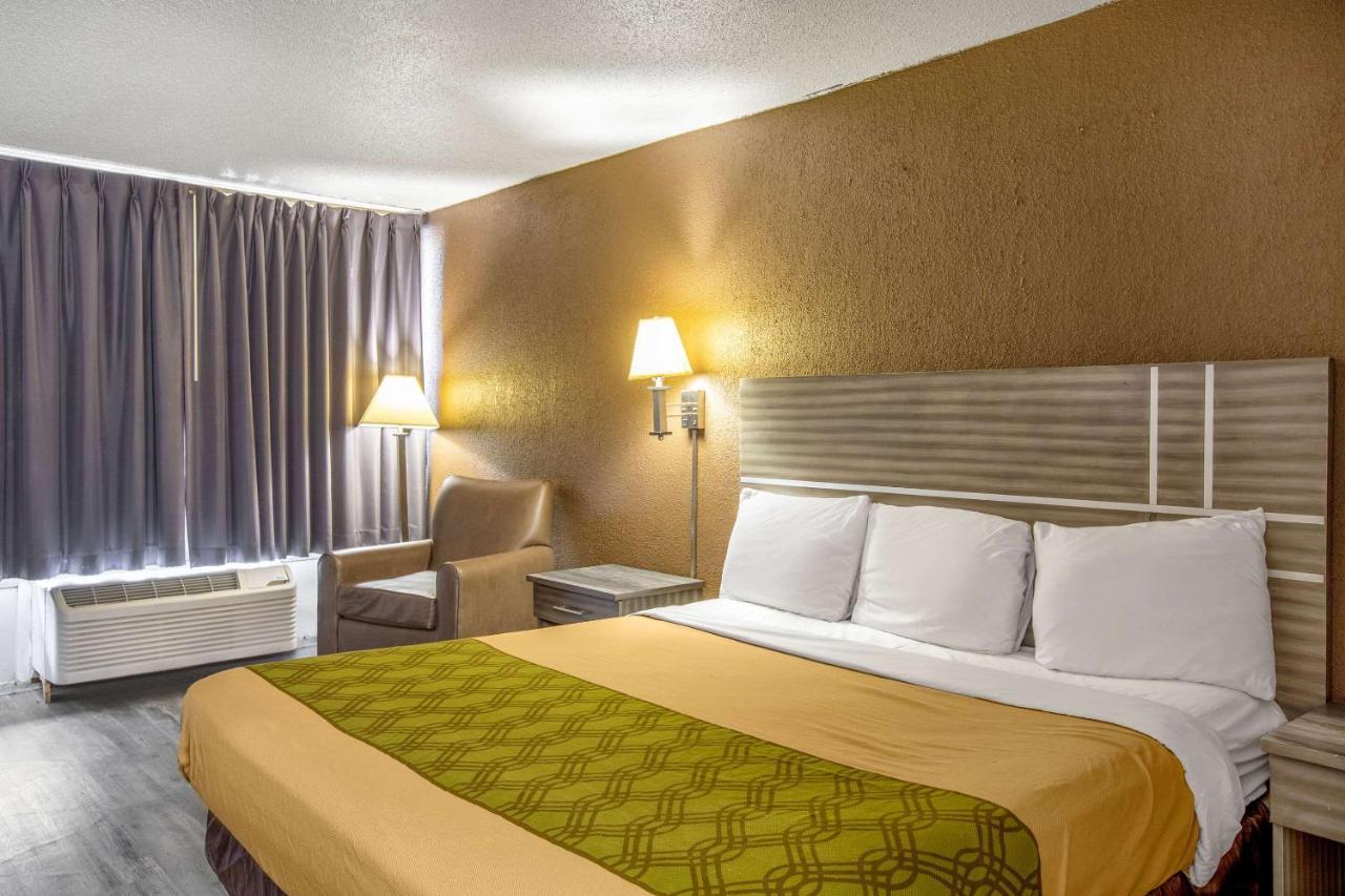 Econo Lodge Choice Hotels I 95 Savannah Gateway 24 Hour Fitness Center On Site Guest Laundry On Site Perkins Restaurant Georgetown Ngoại thất bức ảnh