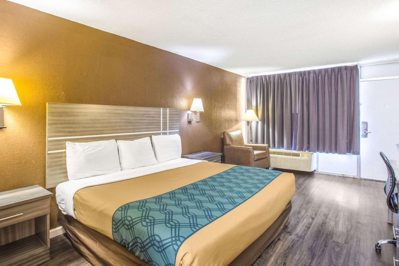 Econo Lodge Choice Hotels I 95 Savannah Gateway 24 Hour Fitness Center On Site Guest Laundry On Site Perkins Restaurant Georgetown Ngoại thất bức ảnh