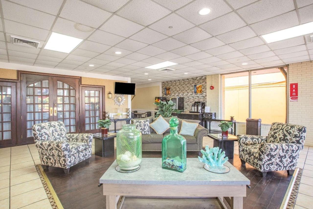 Econo Lodge Choice Hotels I 95 Savannah Gateway 24 Hour Fitness Center On Site Guest Laundry On Site Perkins Restaurant Georgetown Ngoại thất bức ảnh